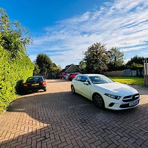 Hotel Acorn Gatwick, Horley